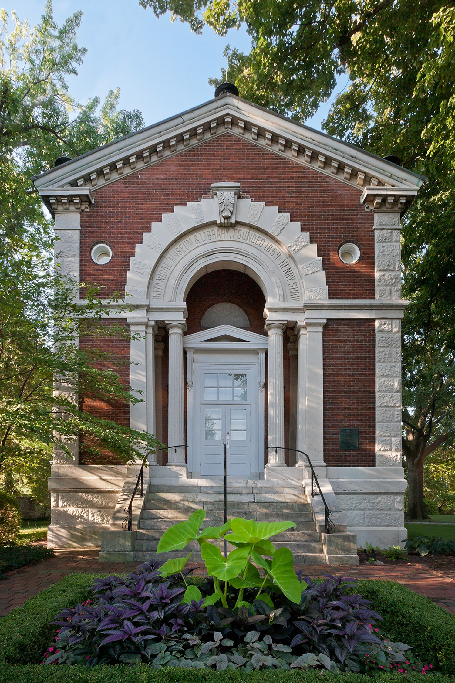 Missouri Botanical Garden Museum and Library / George Barnett / 1860