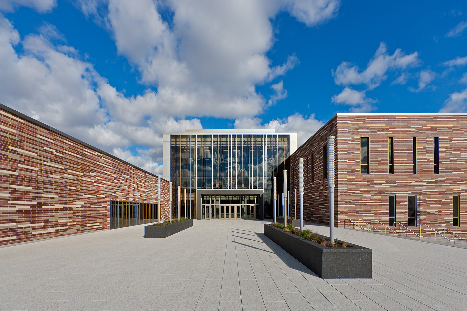 Solorio Academy High School / John Ronan Architects / Chicago IL 