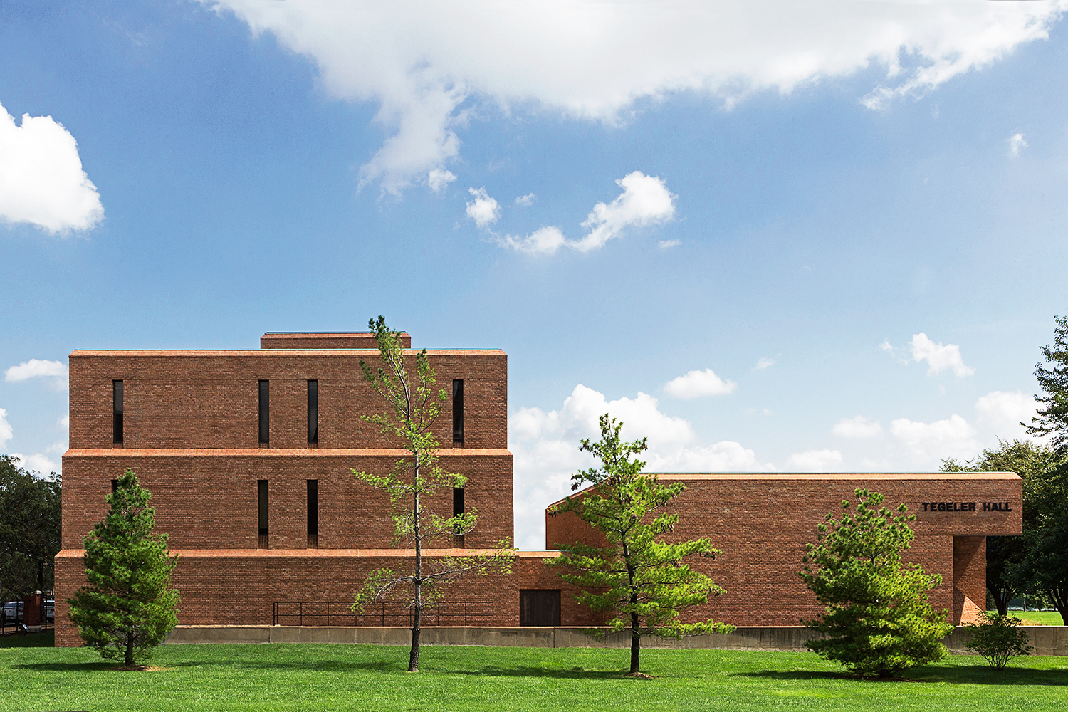 Tegeler Hall / St. Louis University /  Smith & Entzeroth / St. Louis MO 