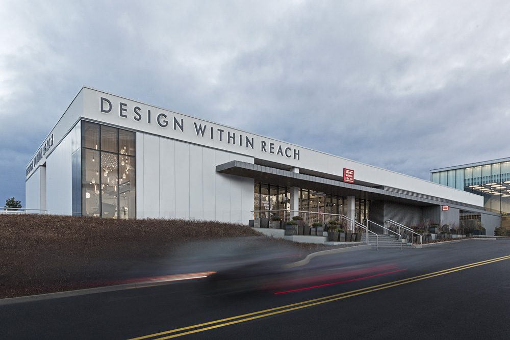   Design Within Reach/Paramus NJ  
