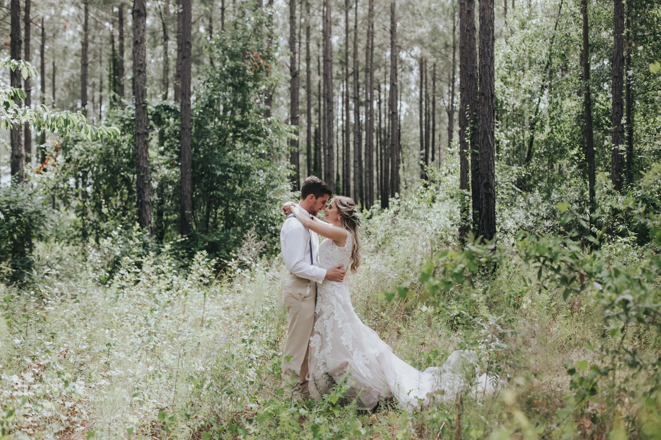 Holly Ryan 06 08 19-wedding sneak peek-0016.jpg