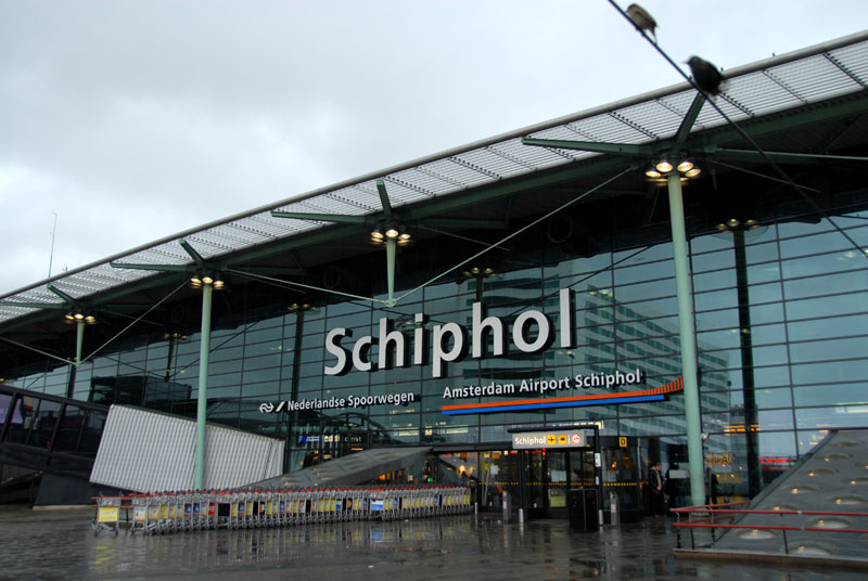 Amsterdam_Airport_Schiphol_Front.jpg