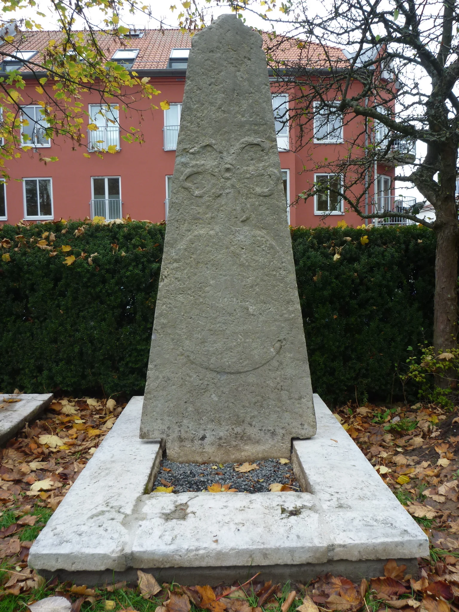 Östra kyrkogården i Varberg 2014