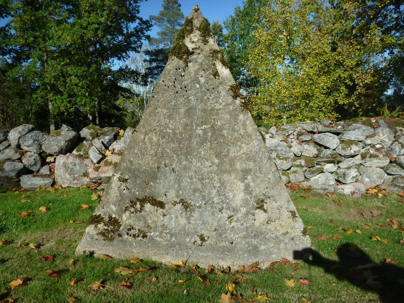 Åsbräcka kyrkogård 2013