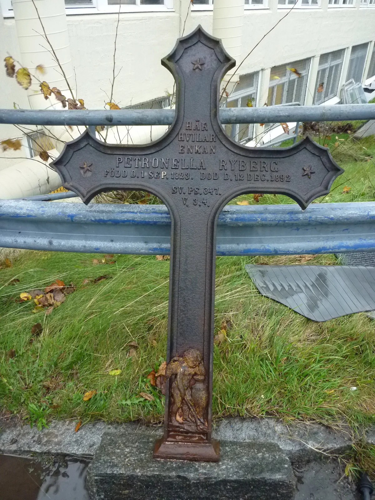 Åsbräcka kyrkogård 2013