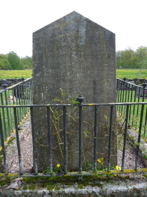 Gravvård vid Brahekyrkan på Visingsö 2014