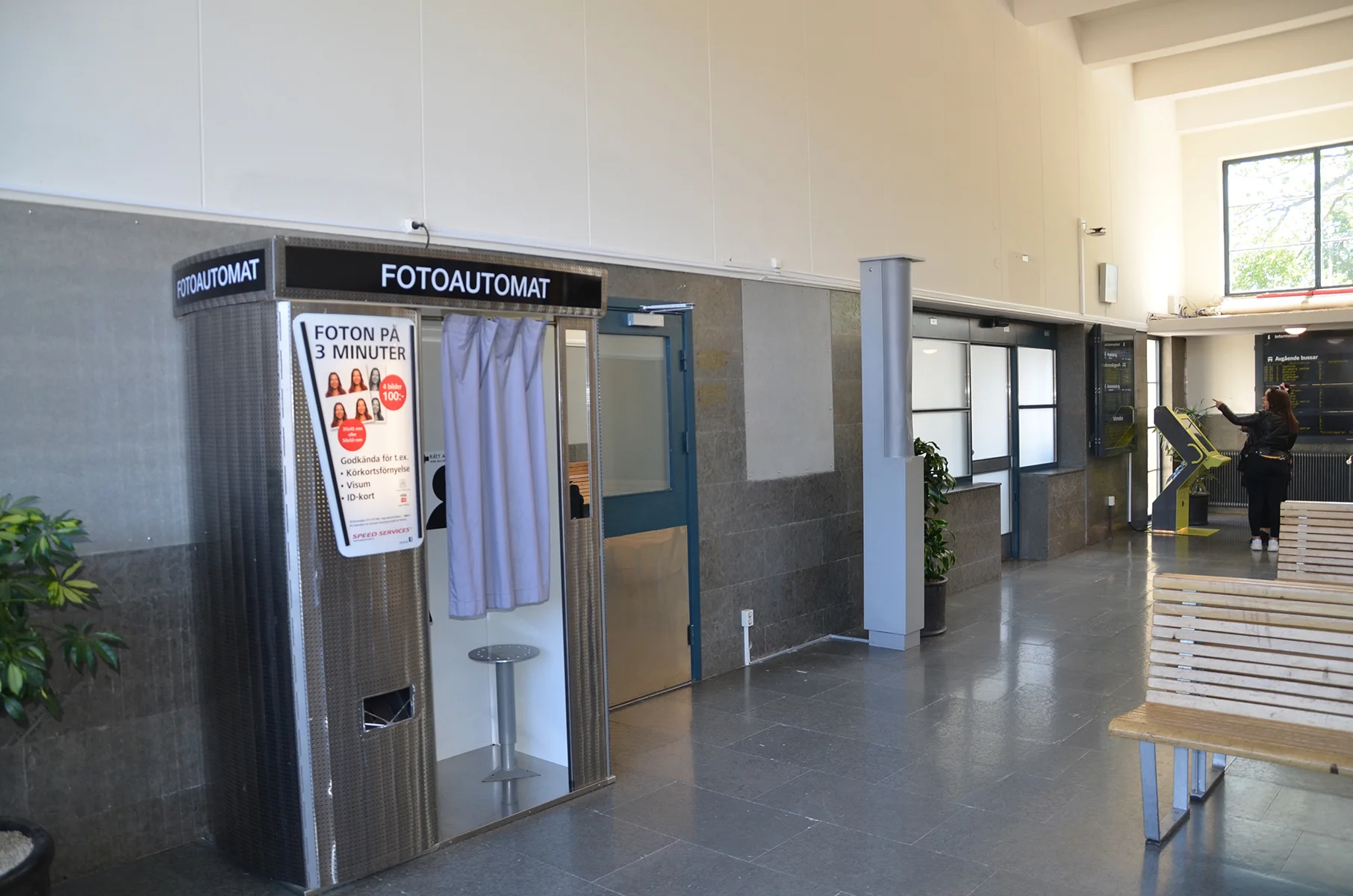 Stationen invändigt.