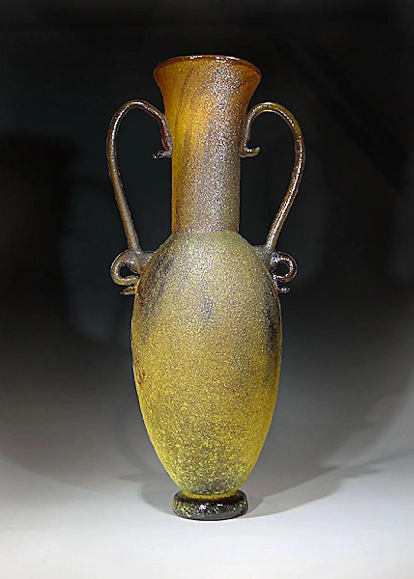 Amphora 13x5x5.jpg