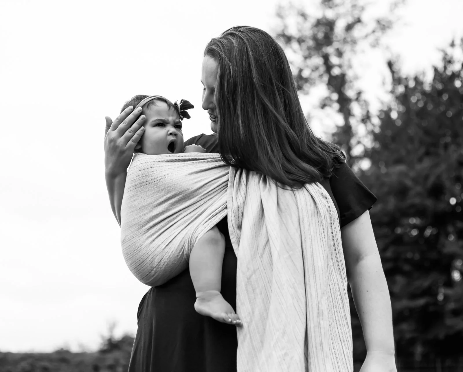 port-coquitlam-bc-family-photography-mom-carrying-baby.jpg