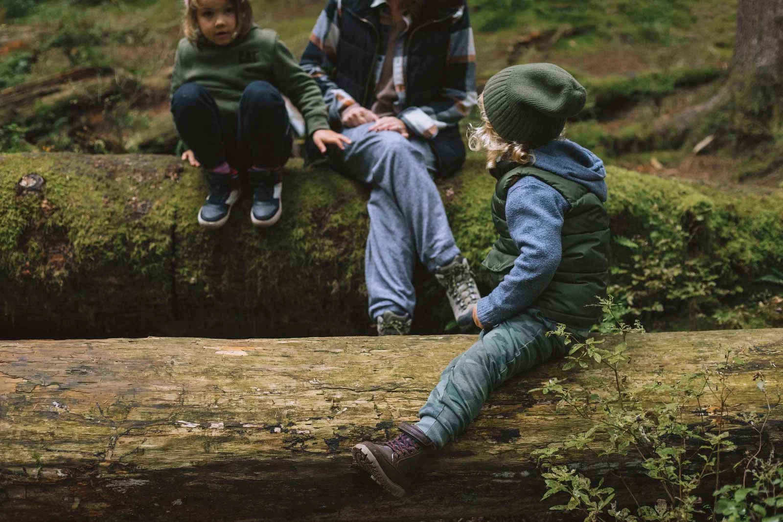 tri-cities-bc-family-photography-mom-children-in-forest.jpg