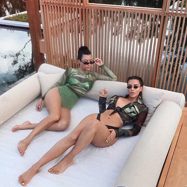 Had so much fun chillin w my sis @madd__city this week. Here&rsquo;s us... (Also bday appreciation post for QUEEN @kourtneykardash 🙌🏽)