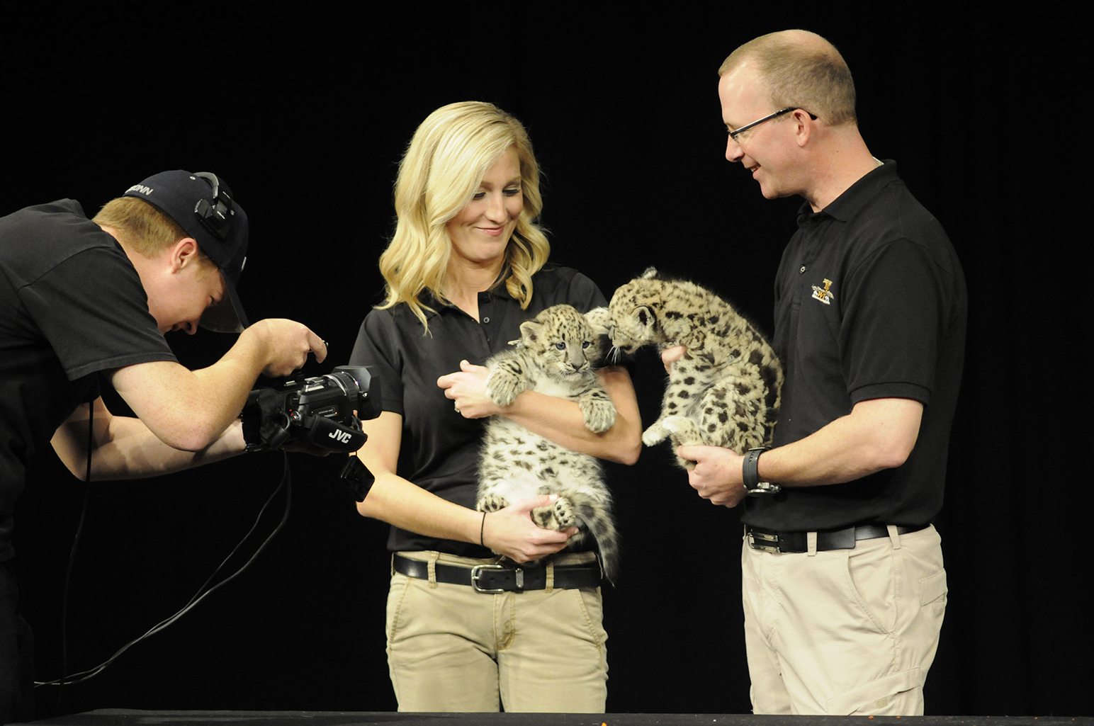 Children and families went wild for Jack Hanna, television host, conservationist and wildlife educator, at his “Into the Wild: Live” show at the Jorgensen Center for the Performing Arts in Storrs, Connecticut on Sunday, Oct. 25, 2015. (Amar Batra/The Daily Campus)