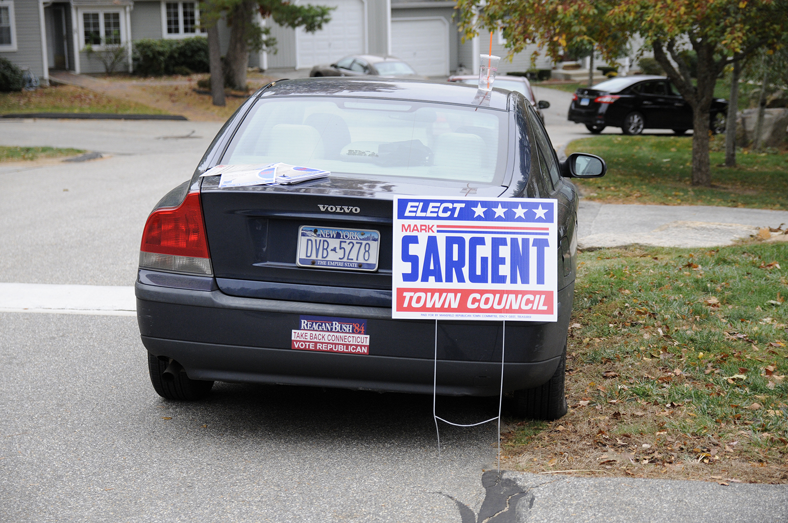 Mark Sargent is a native of New York, but became a resident of Mansfield when he began attending school at UConn in 2011. Sargent traveled to various neighborhoods in Mansfield while campaigning Saturday, Oct. 24, 2015, including Freedom Green, Meadowbrooks, Eastbrook Heights and Mansfield Center. (Amar Batra/The Daily Campus)