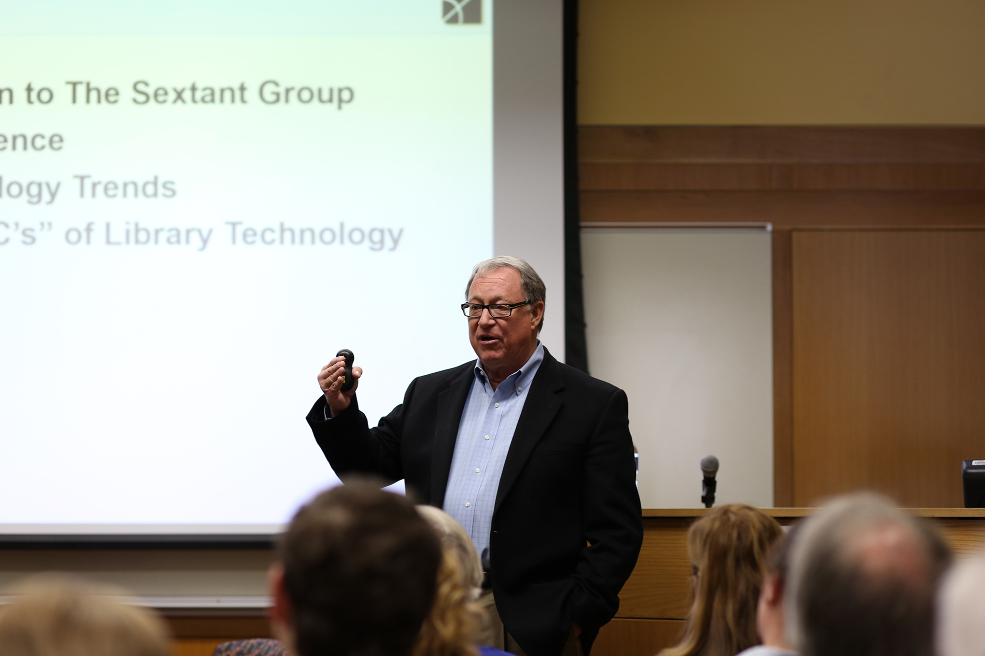 In this photo, Mark S. Valenti, president and CEO of technology consulting firm The Sextant Group, speaks at the Homer Babbidge Library's Class of 1947 meeting room on Tuesday, Oct. 27, 2015. (Jackson Haigis/The Daily Campus)