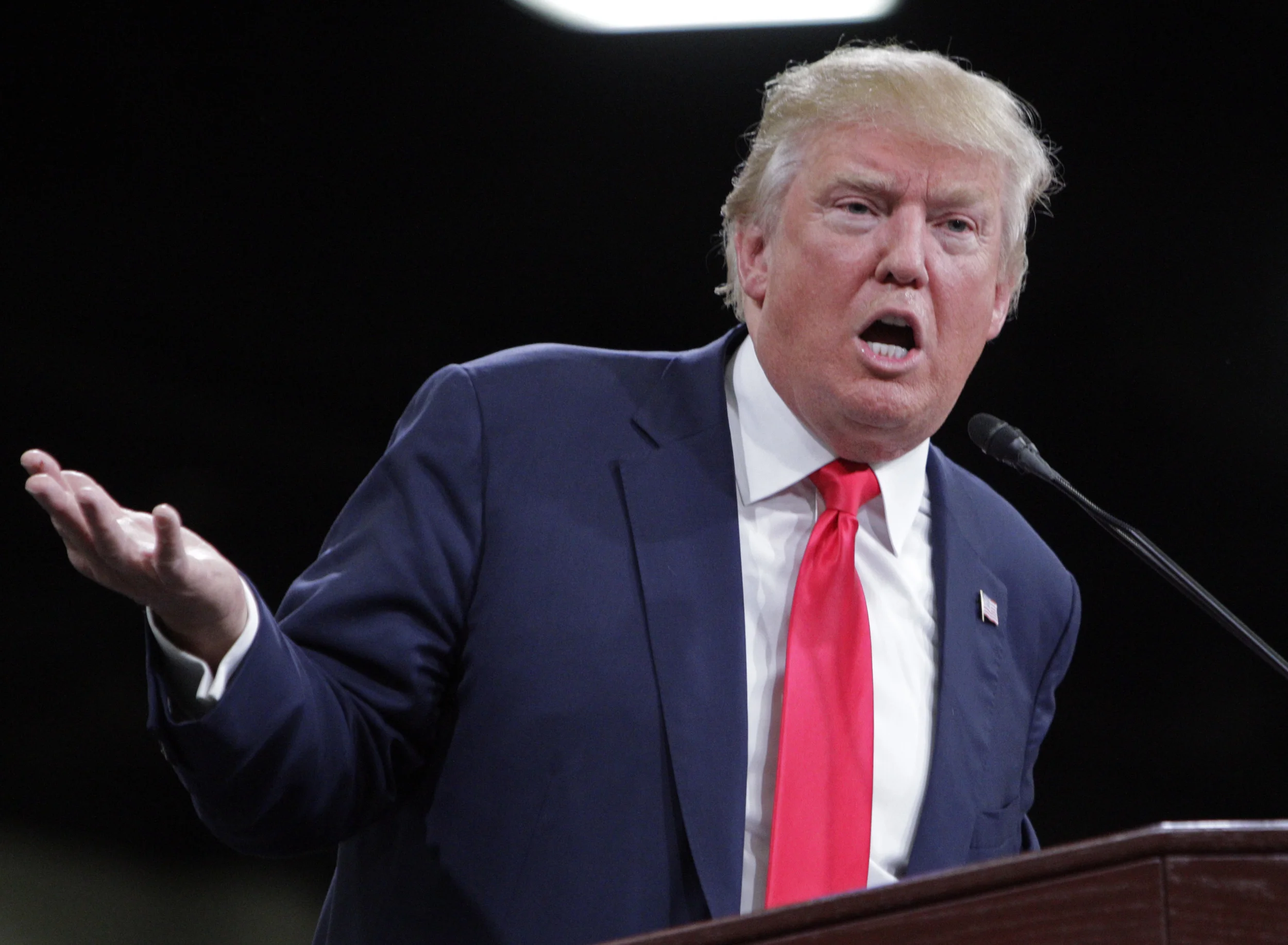 Republican presidential candidate Donald Trump speaks during a campaign stop Monday, Nov. 16, 2015, in Knoxville, Tenn. (Wade Payne/AP)