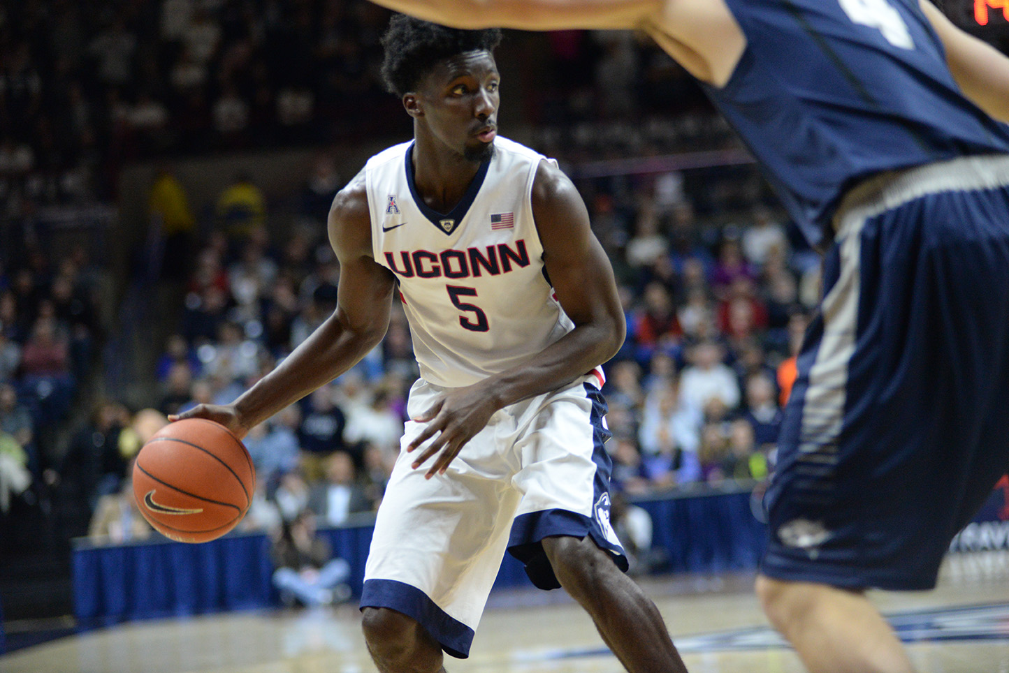 UConn forward Daniel Hamilton finished with 13 points, 11 rebounds and six assists during the Huskies' 85-66 victory over New Hampshire. Hamilton took over in the second to propel UConn to the win. (Ashley Maher/The Daily Campus).