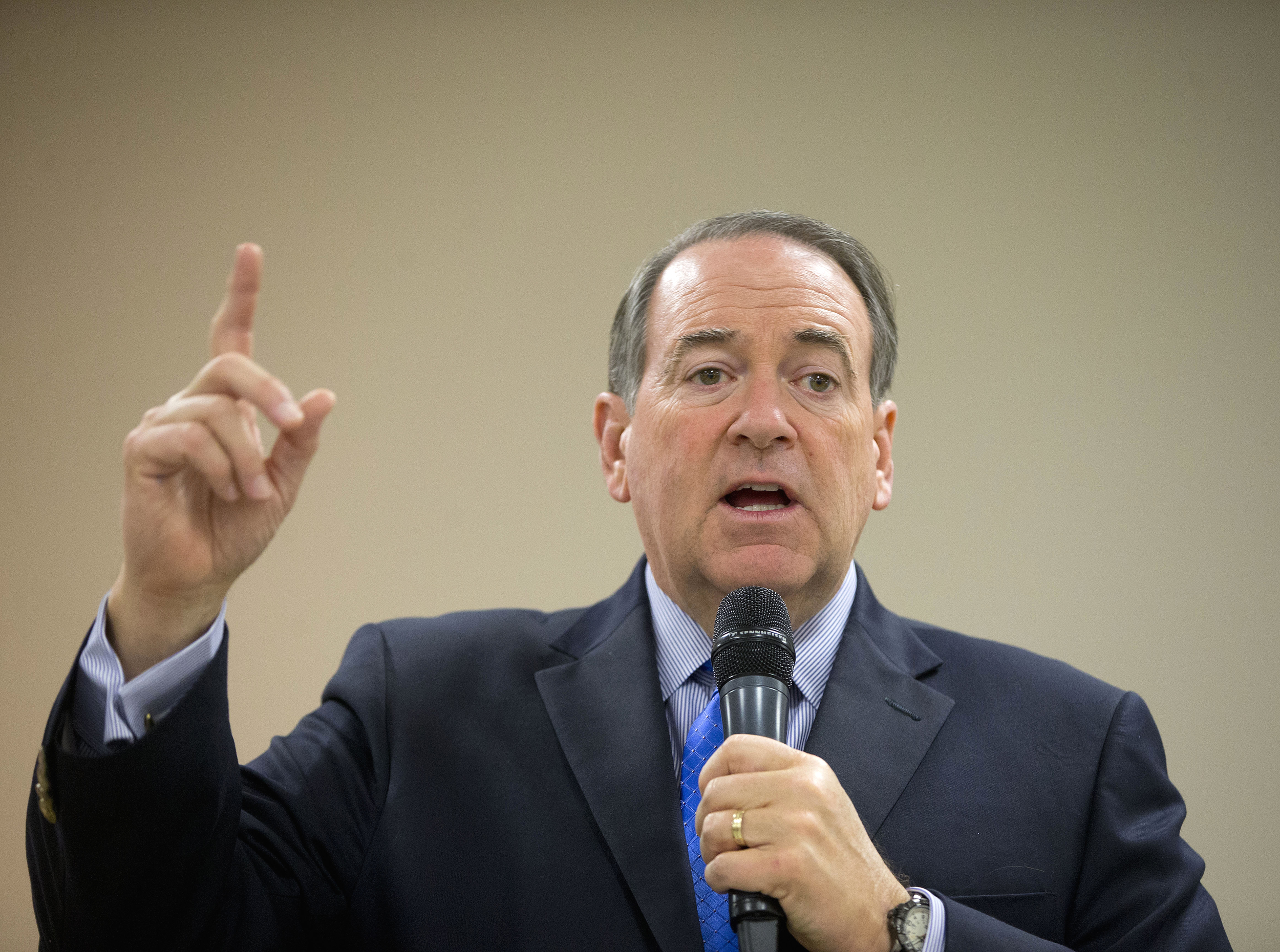 Republican presidential candidate, former Arkansas Gov. Mike Huckabee speaks at Occoquan-Woodbridge-Lorton Volunteer Fire Department, Friday, Dec. 4, 2015, in Woodbridge, Va. (Pablo Martinez Monsivais/AP)