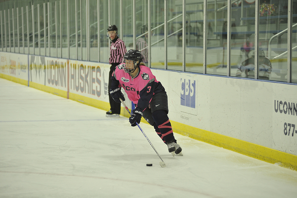 Sophomore forward Theresa Knutson skates during UConn's 7-3 loss against Northeastern at the Freitas Ice Forum on Jan. 23, 2016. Knutson has 13 goals and eight assists this season. (Jason Jiang/The Daily Campus