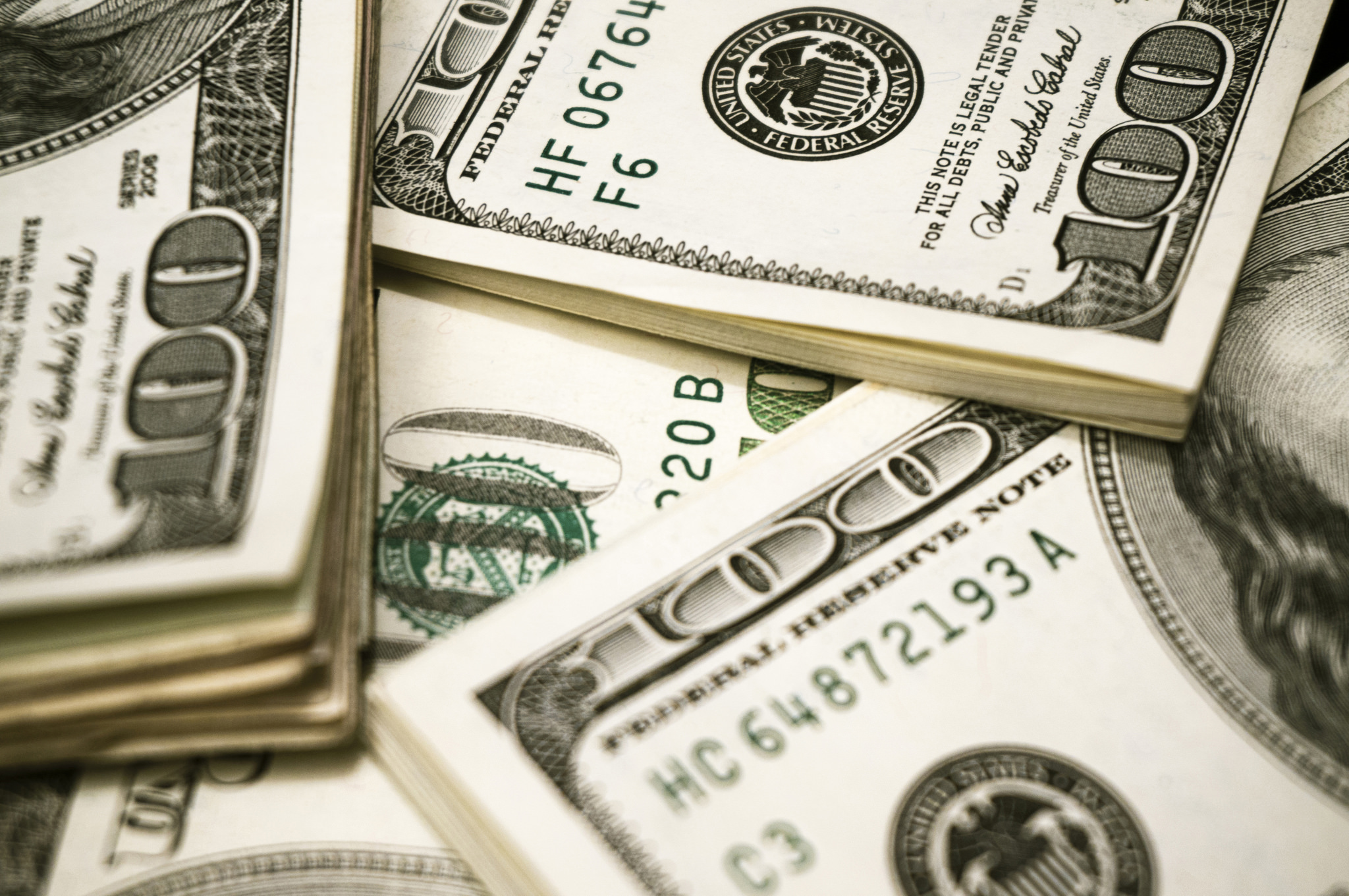 Women are still making only 79 cents for every dollar that a man makes. When women and men are performing the same tasks, their pay should be the same – end of story. (free pictures of money/Flickr)