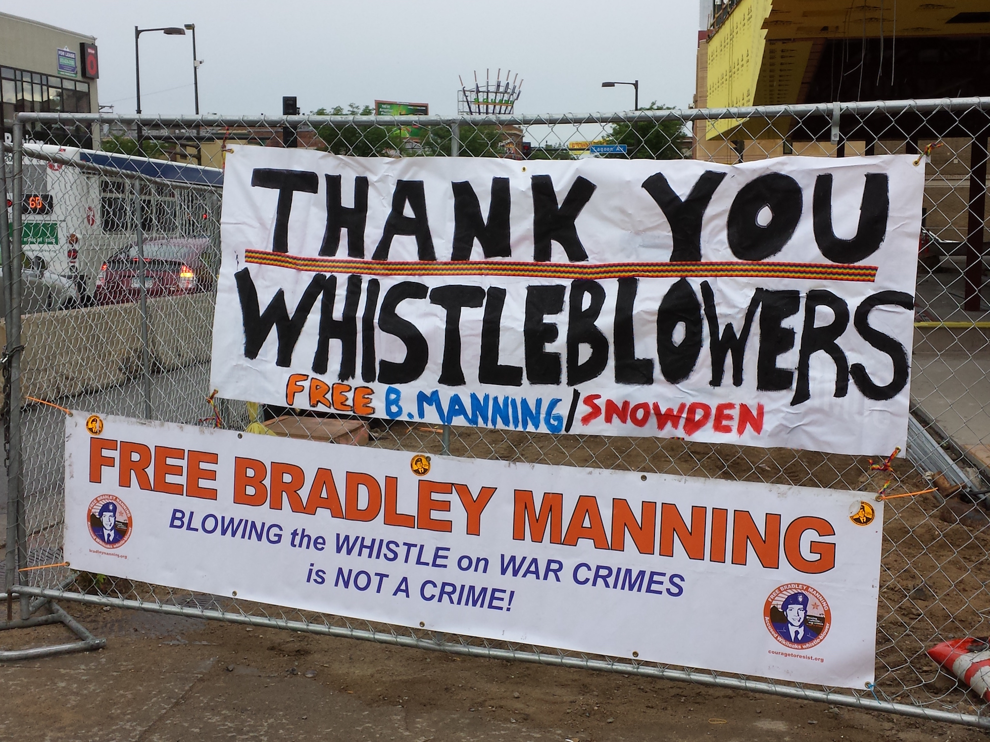 Banners protest the treatment of Chelsea Manning. (Private Manning Support Network/Flickr Creative Commons)