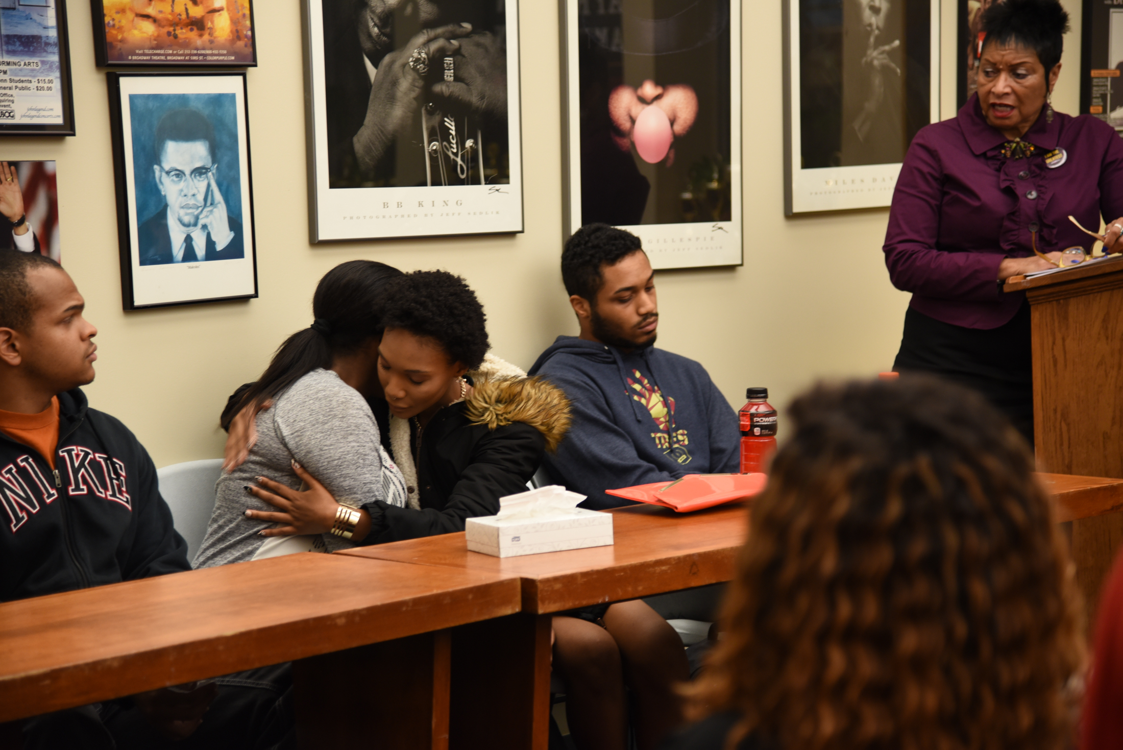 As part of Suicide Prevention week, students organized in the Student Union to share personal stories about suicide and discuss methods of coping on Thursday, Sept. 29, 2016. (Charlotte Lao/The Daily Campus)