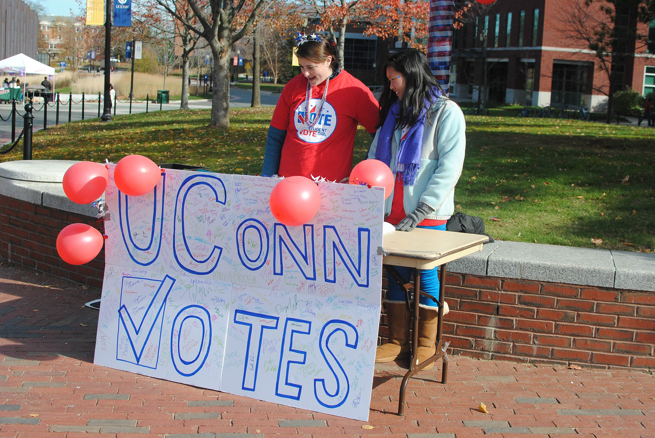 UConnPIRG tables on Fairfield Way to register students to vote in future elections. This year UConnPIRG has registered 2204 voters, just shy of their 2500 student goal. (File Photo/The Daily Campus)