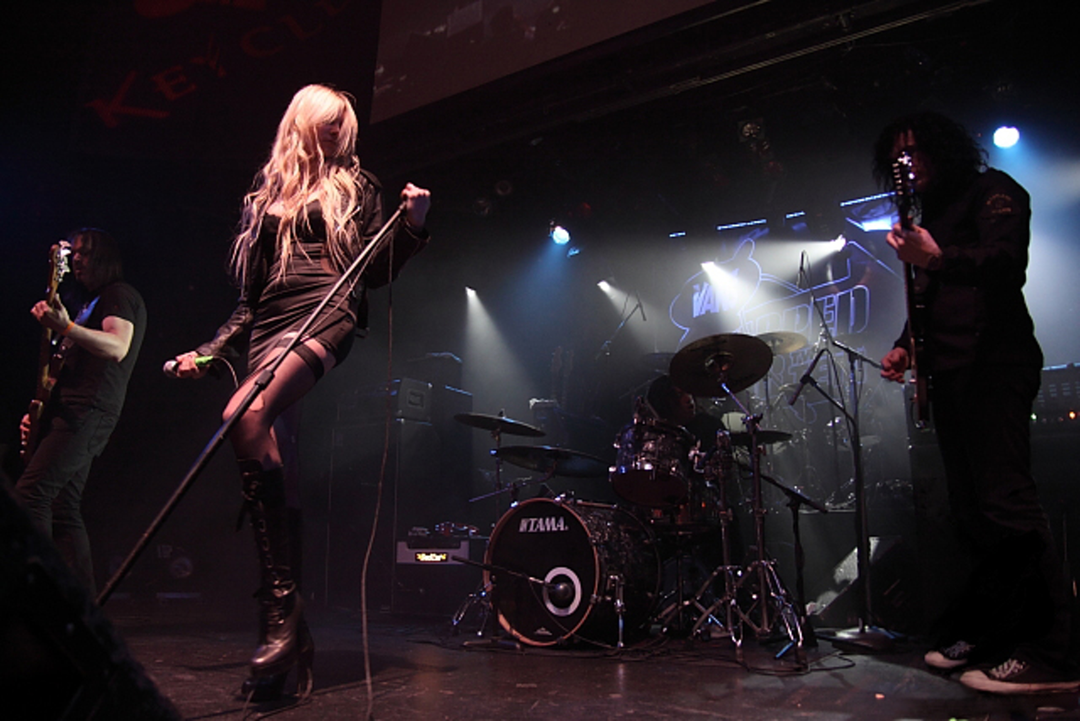 The Pretty Reckless perform at the Warped Tour Kickoff Party at the Key Club, Sunset Strip, West Hollywood, CA in 2010. (Genie Sanchez/Wikimedia, Creative Commons)
