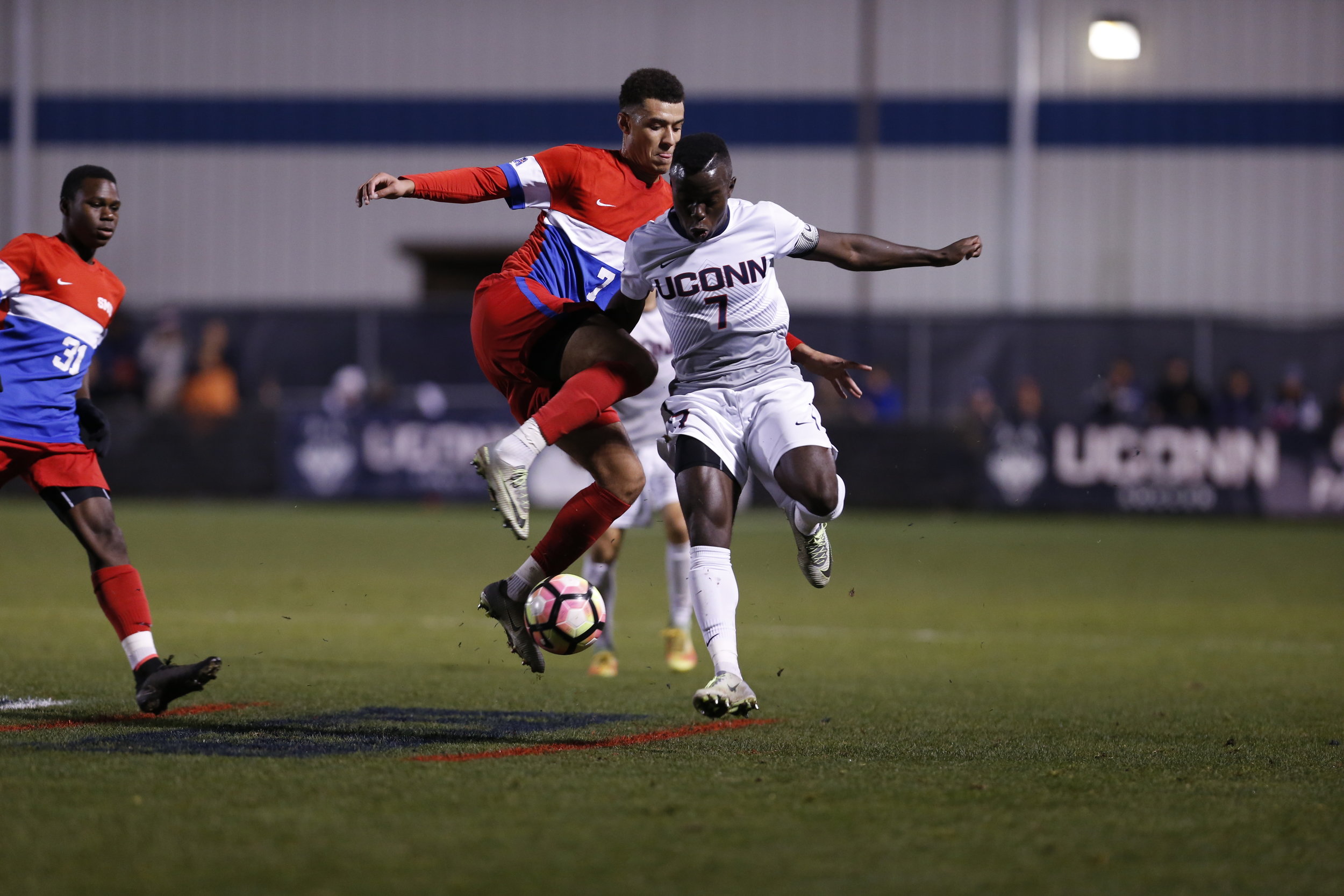The Huskies took on SMU Saturday Night at Morrone Stadium. UConn took the lead in the first half with a diving header from Simen Olafsen. SMU came back to score a goal, and the game went into double overtime and ultimately ended in a tie 1-1. (Tyler Benton/The Daily Campus)