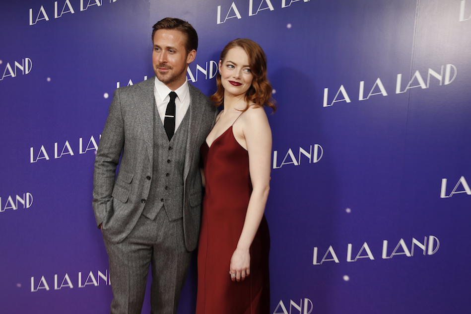 Actors Ryan Gosling and Emma Stone pose for photographers upon arrival at the screening of the film 'La La Land' in London, Thursday, Jan. 12, 2017. (Photo by Joel Ryan/Invision/AP)