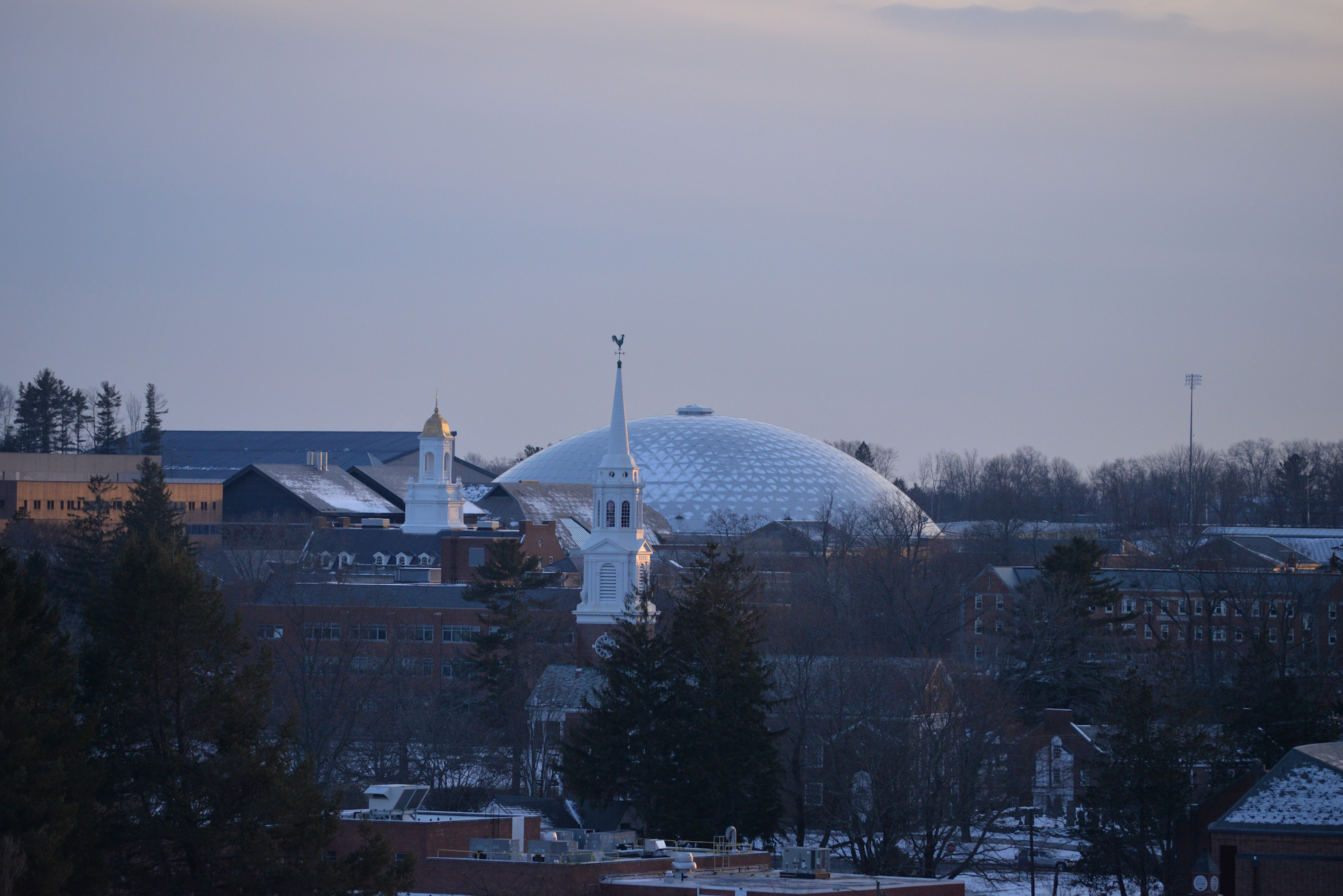 An unfamiliar view to the students of UConn who walk in between the buildings of campus on a daily basis. For seniors graduating this spring, this is their last semester to enjoy all that UConn has to offer them. (Amar Batra/The Daily Campus)