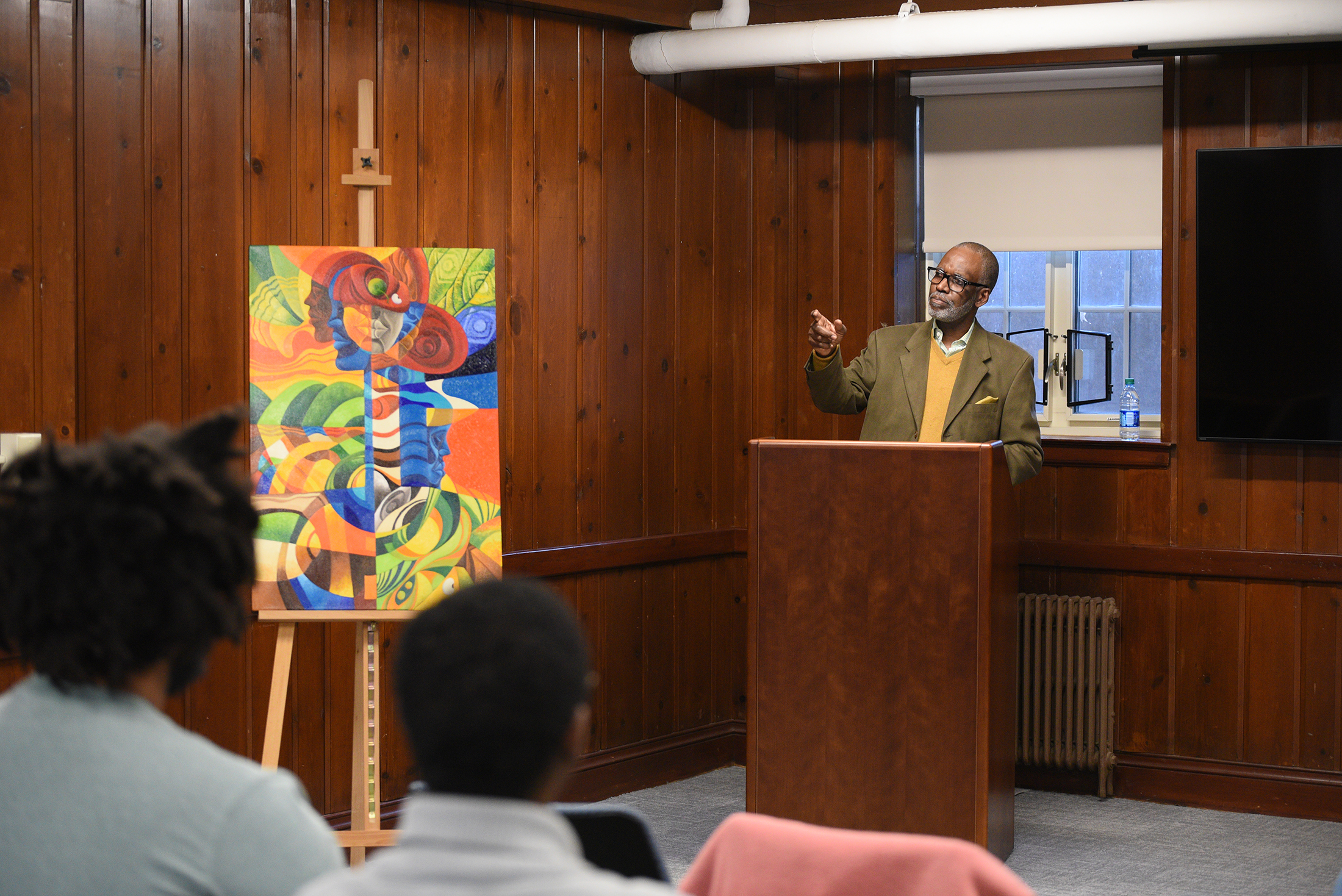 Stanwyck Cromwell talks about his understanding of Caribbean art. Stanwyck is a Guyanese-born, second generation artist, and an adjunct professor who has spent the vast amount of his adult artistic life in the United States of America. (Zhelun Lang)
