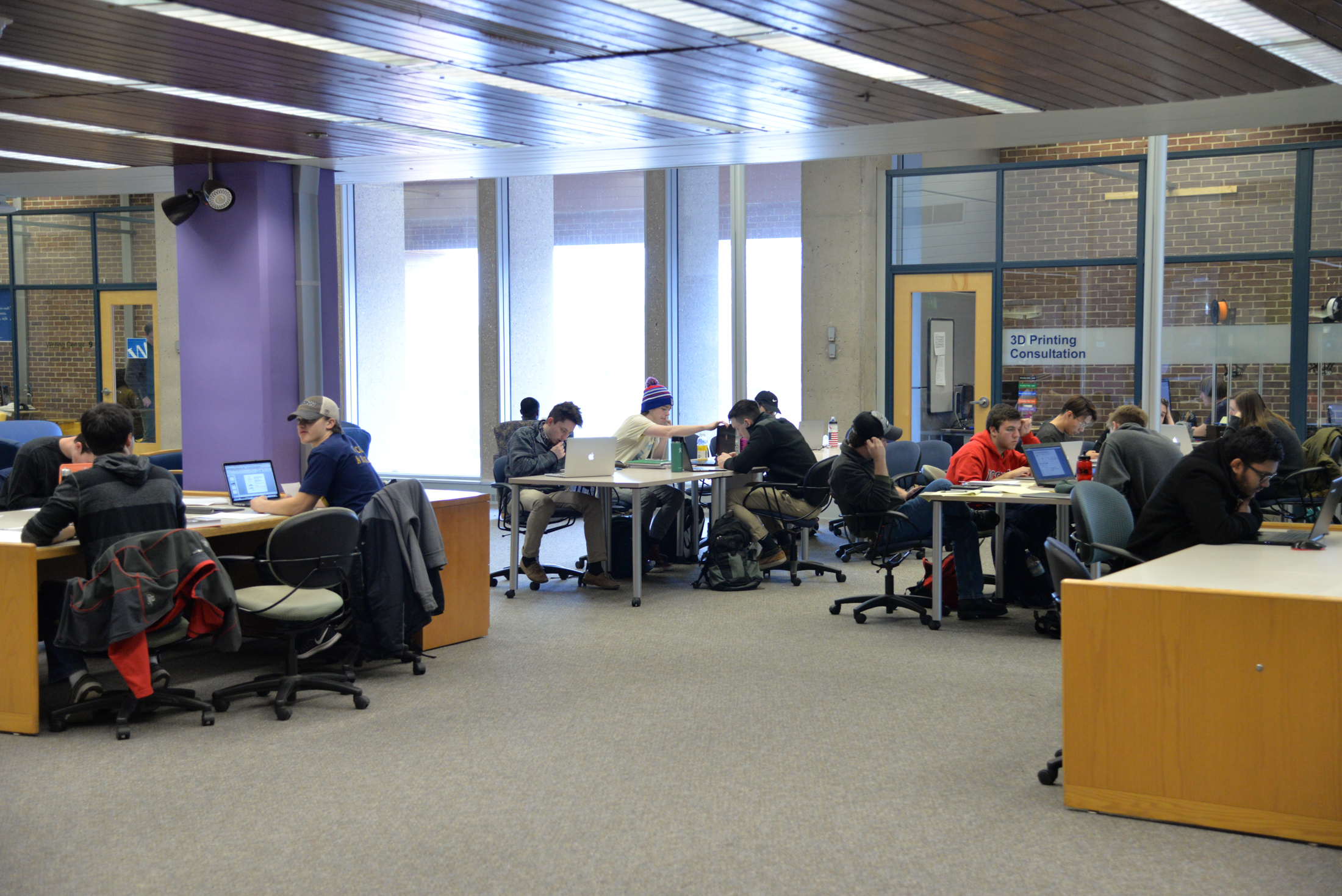 HuskyCT was down for two hours on Tuesday afternoon following an outage through Amazon Cloud. (Amar Batra/The Daily Campus)