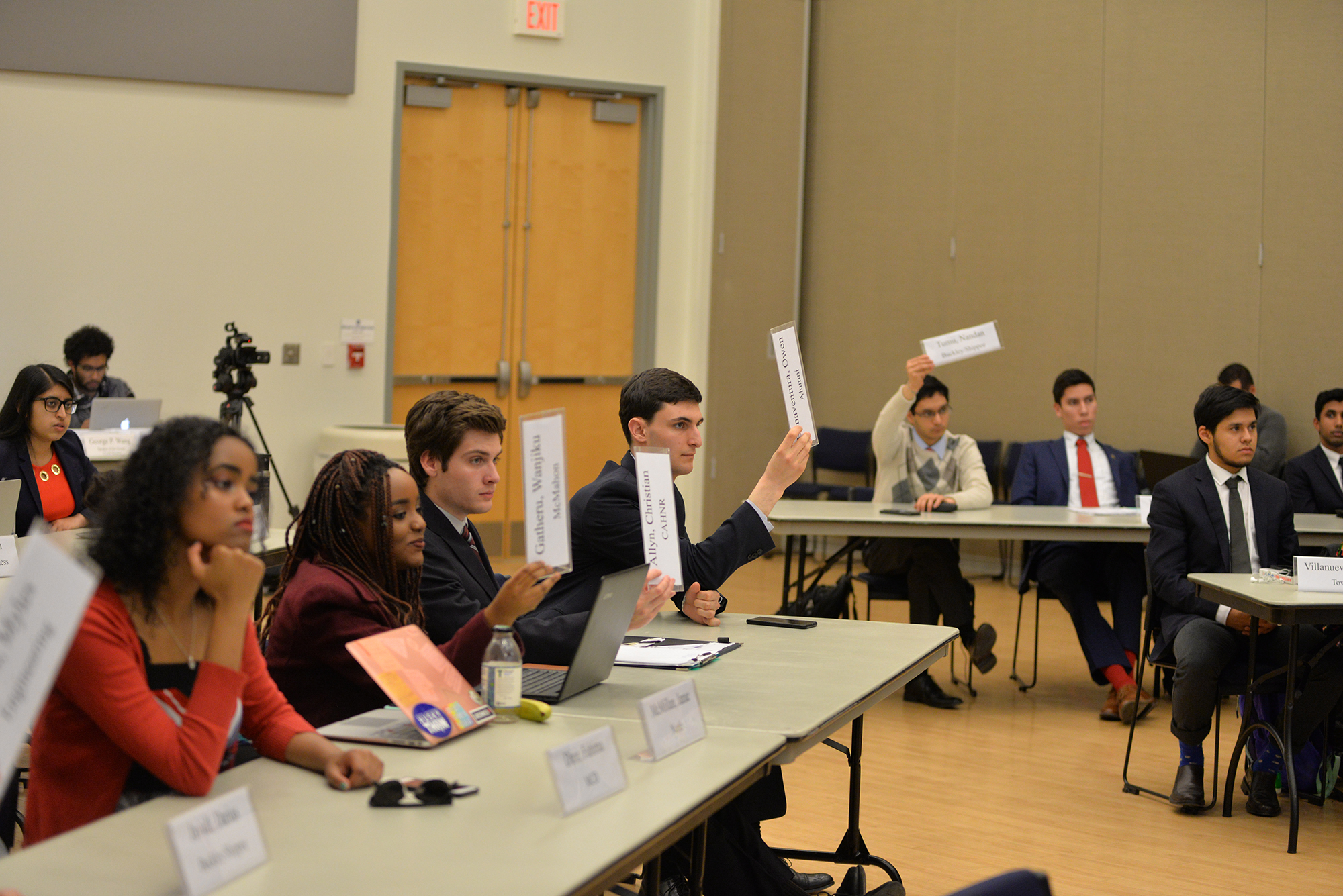 The Undergraduate student government meets in the SU ballroom for its weekly meeting on March 8, 2017. Items discussed included a motion to ask the Foundation to not invest in fossil fuels and a motion to add a temporary justice to fill in for Chief Justice Andrew Stern during hearings on the presidential race. Stern cannot serve on such hearings because he is involved in the proceedings. (Amar Batra/ The Daily Campus)