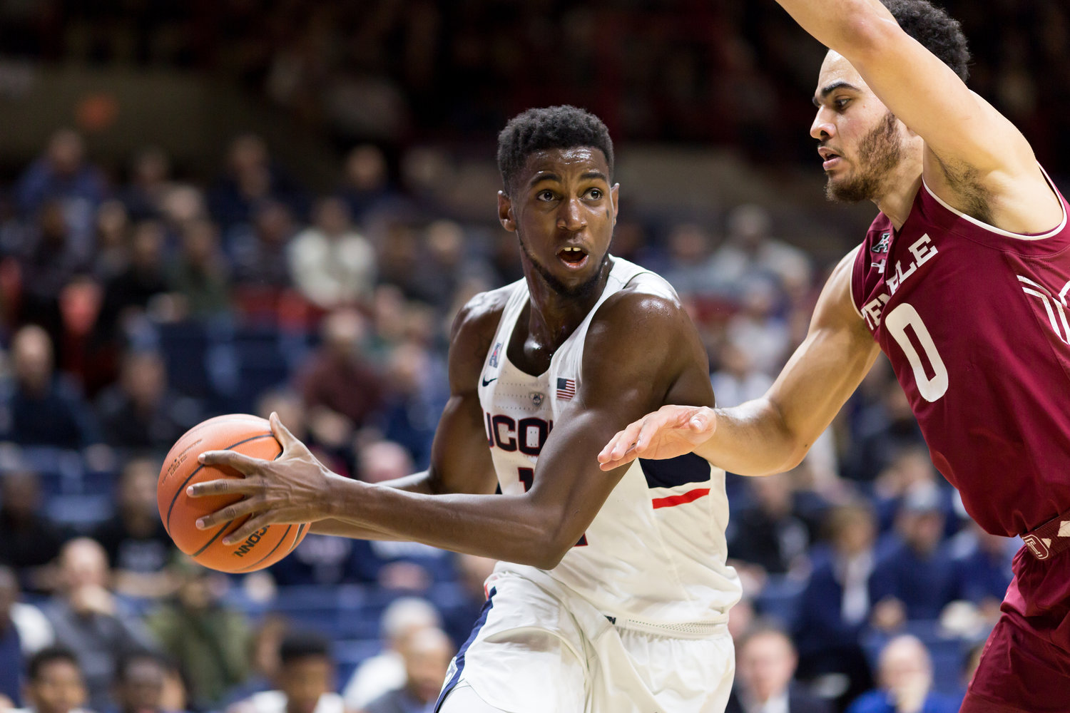 Kentan Facey charges toward the basket during UConn's 73-59 win over Temple on Wednesday, Jan. 11 at Gampel Pavilion. (Tyler Benton/The Daily Campus)