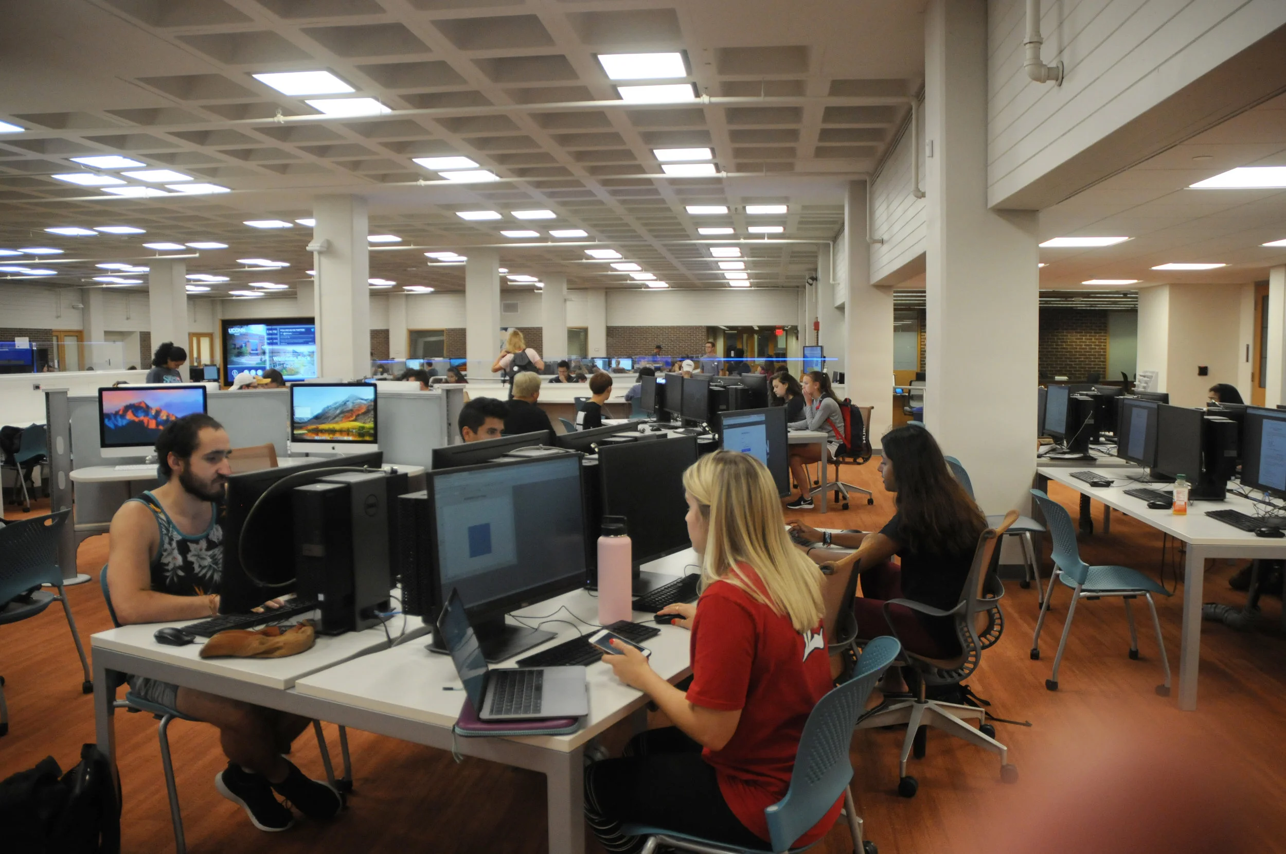 Students can improve how they sit with their technology by having their phone or laptop at a higher level to avoid constantly bending the neck and shoulders, according to the International Journal of Industrial Ergonomics. (Hanaisha Lewis/The Daily Campus)