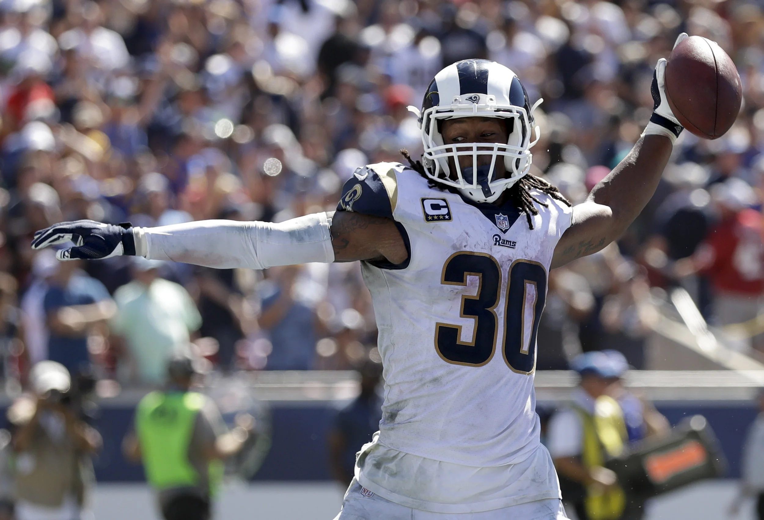 Los Angeles Rams running back Todd Gurley celebrates after scoring during a game against the Arizona Cardinals Sunday, Sept. 16, 2018, in Los Angeles. (AP Photo/Marcio Jose Sanchez)