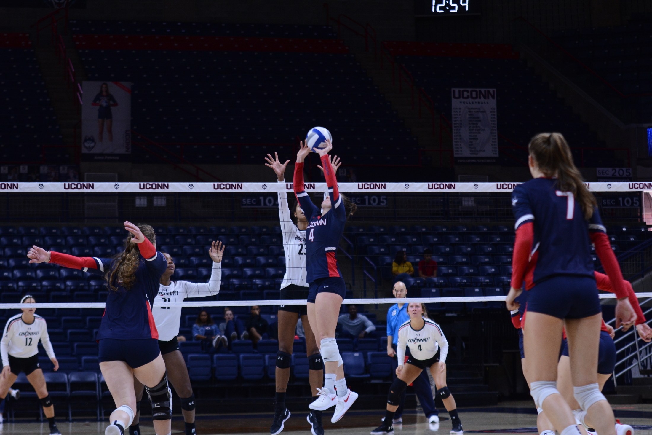 The UConn Huskies Volleyball team plays against the Cincinnati Bearcats at Gampel Pavilion on October 7, 2018. The match resulted in a 1-3 loss by the Huskies (Judah Shingleton/The Daily Campus)