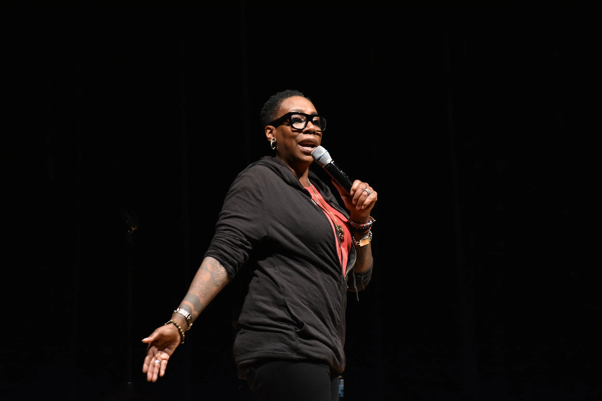 Gina Yashere from Netflix comes to the Student Union Theatre. Her material touched upon topics of race and religion. (Brandon Barzola/The Daily Campus)