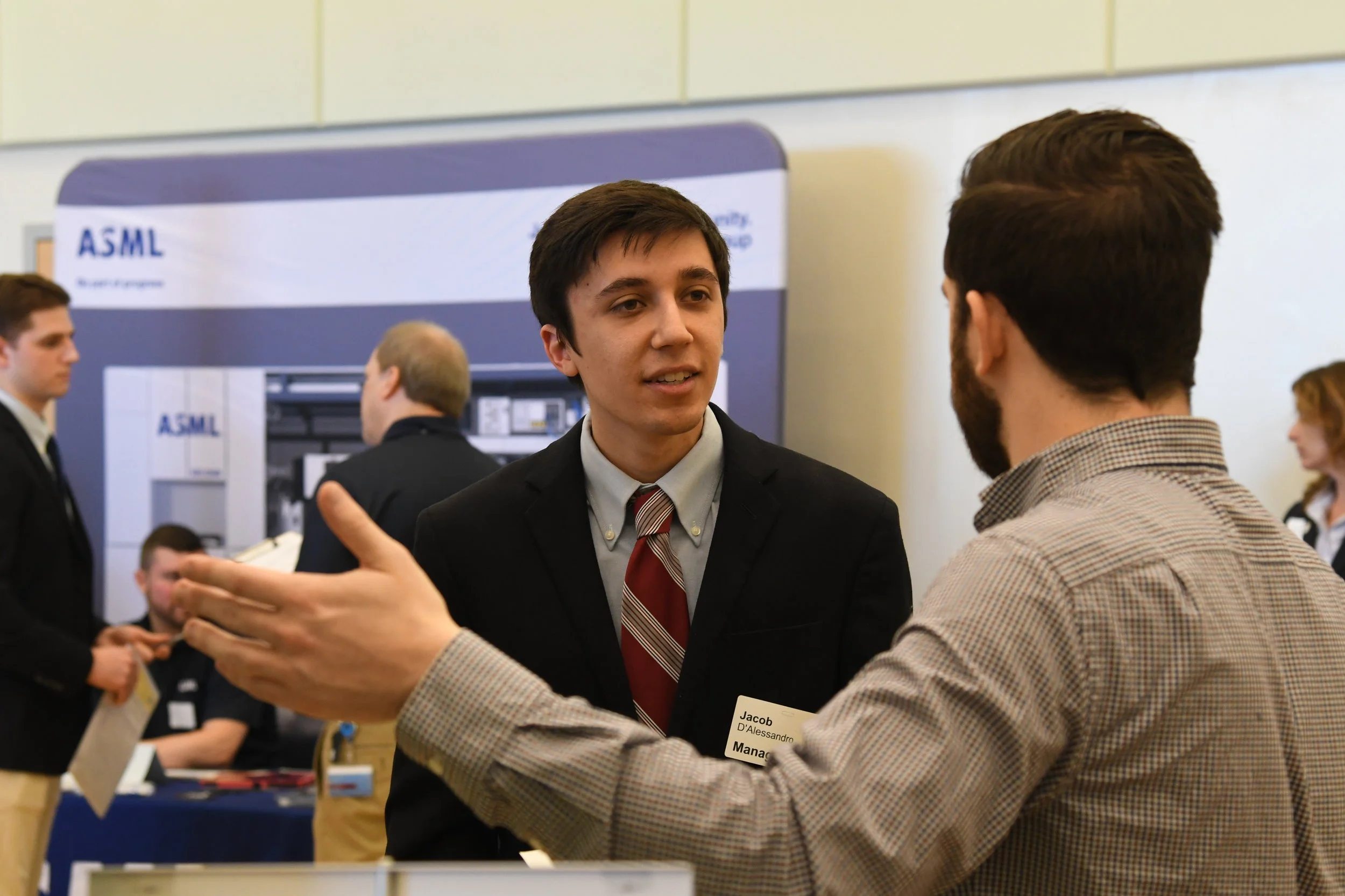 Internship and Co-op Fair connects students with employers | The Daily ...