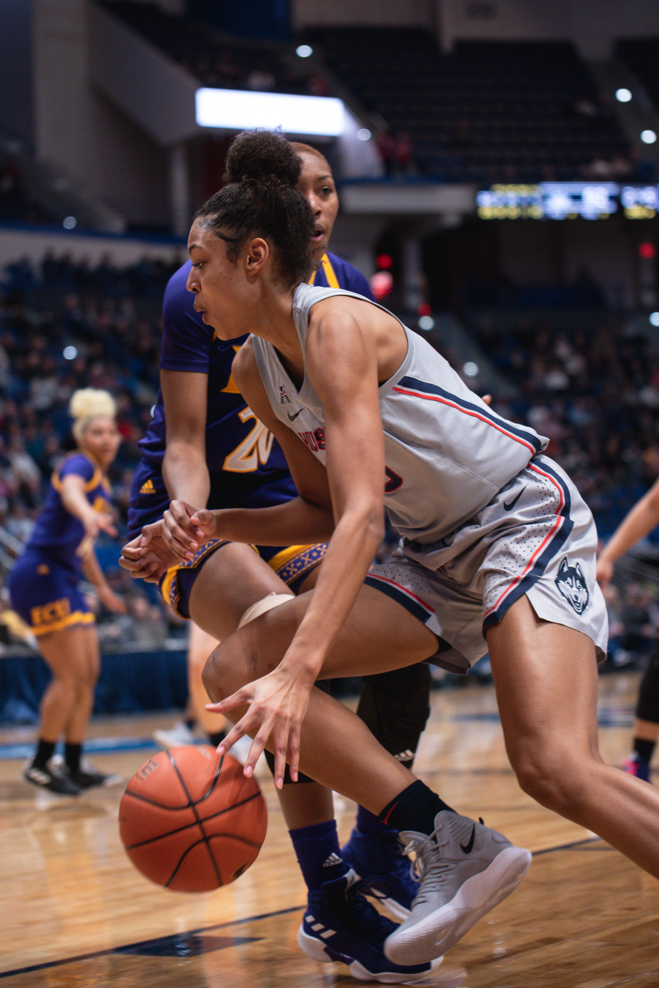 Freshman big Olivia Nelson-Ododa attacks the Pirates on Wednesday night (Charlotte Lao/The Daily Campus)