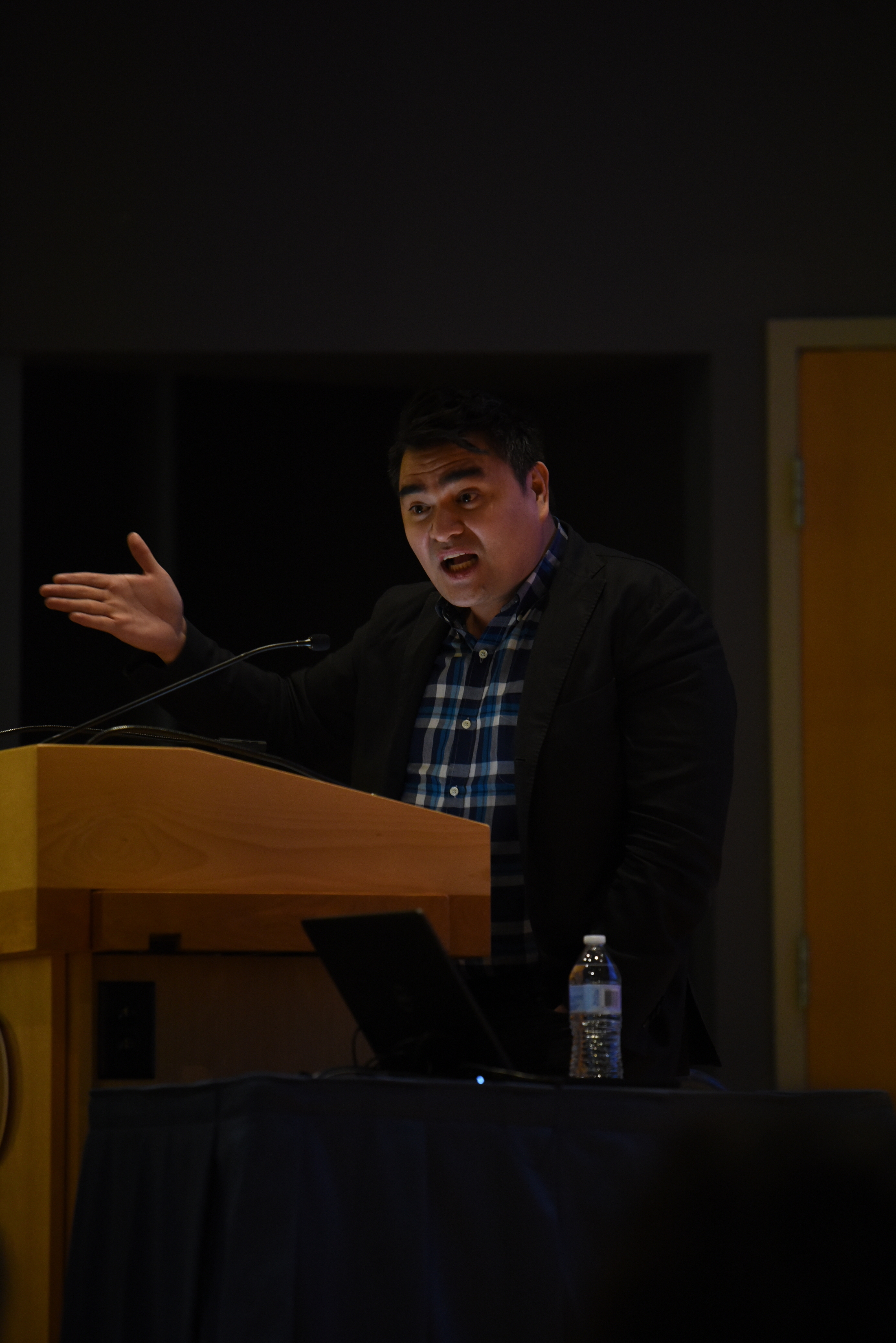 Pulitzer Prize winning journalist and Emmy nominated filmmaker Jose Antonio Vargas speaks at the Student Union Theater. He is the author of "Dear America: Notes of an Undocumented Citizen" (Charlotte Lao/The Daily Campus)