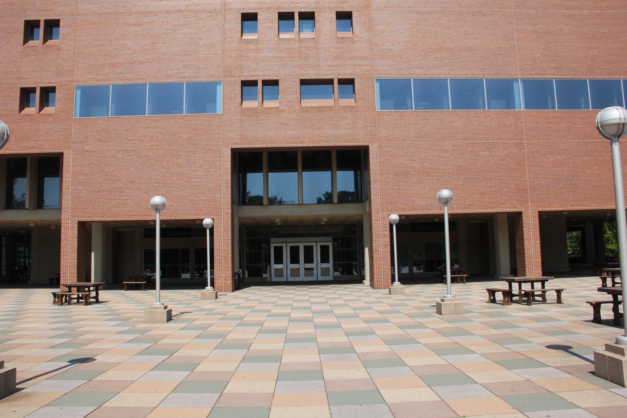 It’s safe to say anyone with a double major will be spending a lot of time in the Homer Babbidge Library. (File photo/The Daily Campus)