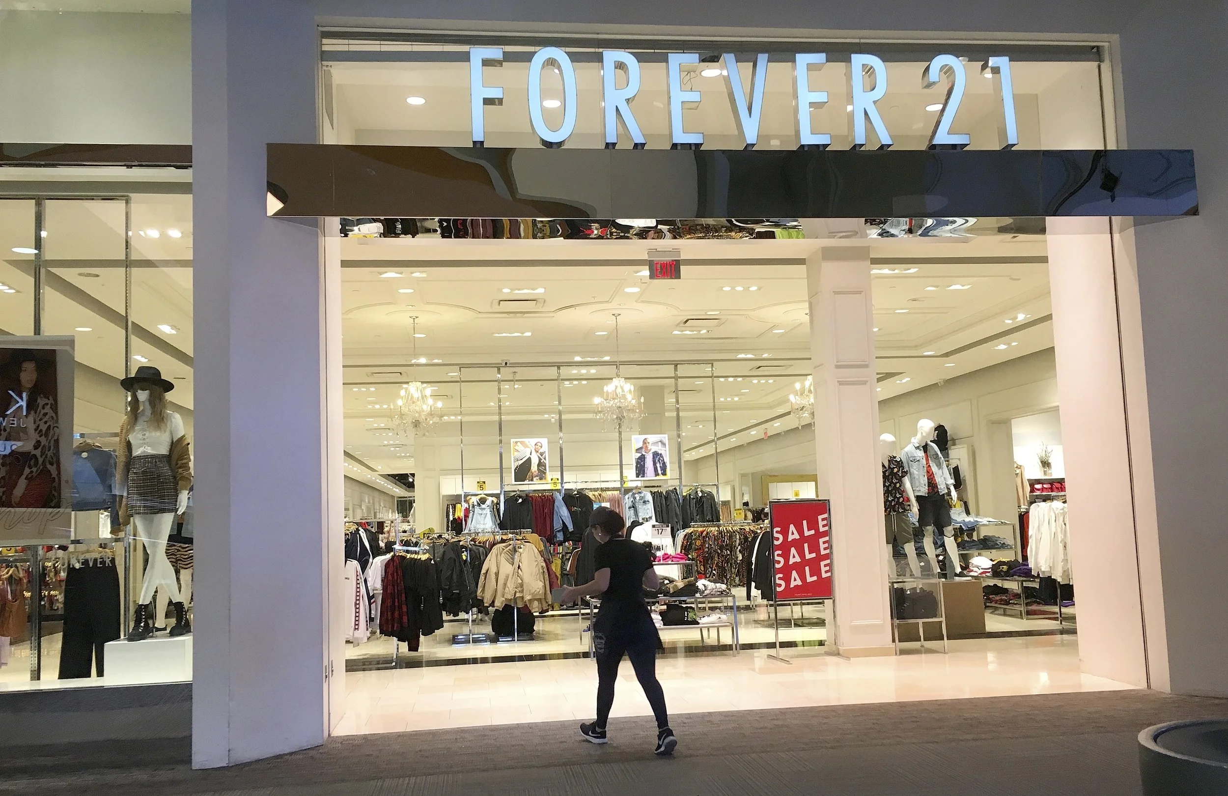Forever 21 is one of the major companies guilty of fast fashion, a high volume/low price model used to turn out trendy clothes for instant consumption and usually near-instant dumpster habitation. While economic, it has serious repercussions on the environment . Photo courtesy of Ross D. Franklin/The Associated Press