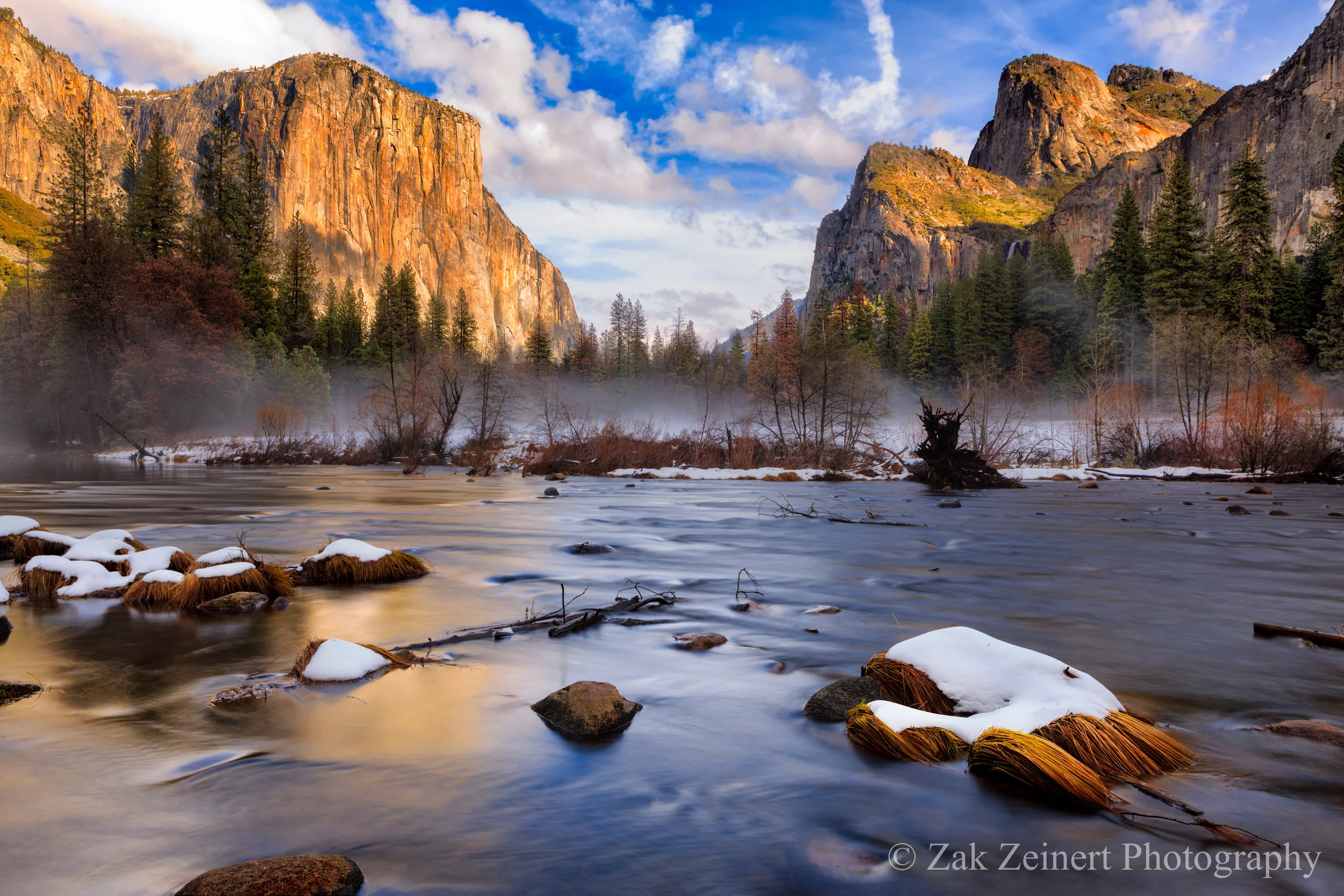 El Capitan as seen from Valley View pull off. 