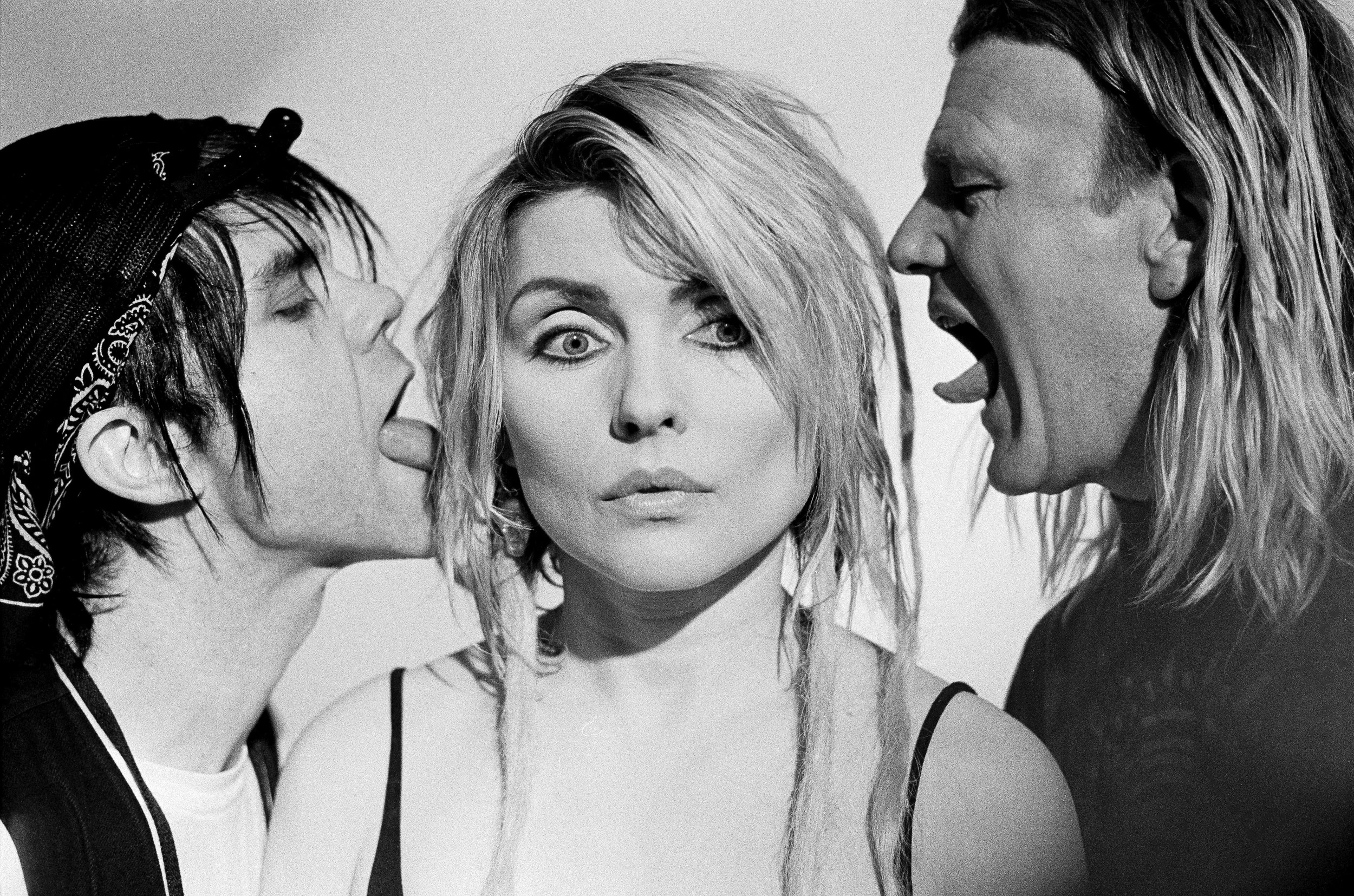 DebbieHarry_4-10-89.3.32_Sprouse, Blondie, and Christiaan.JPG