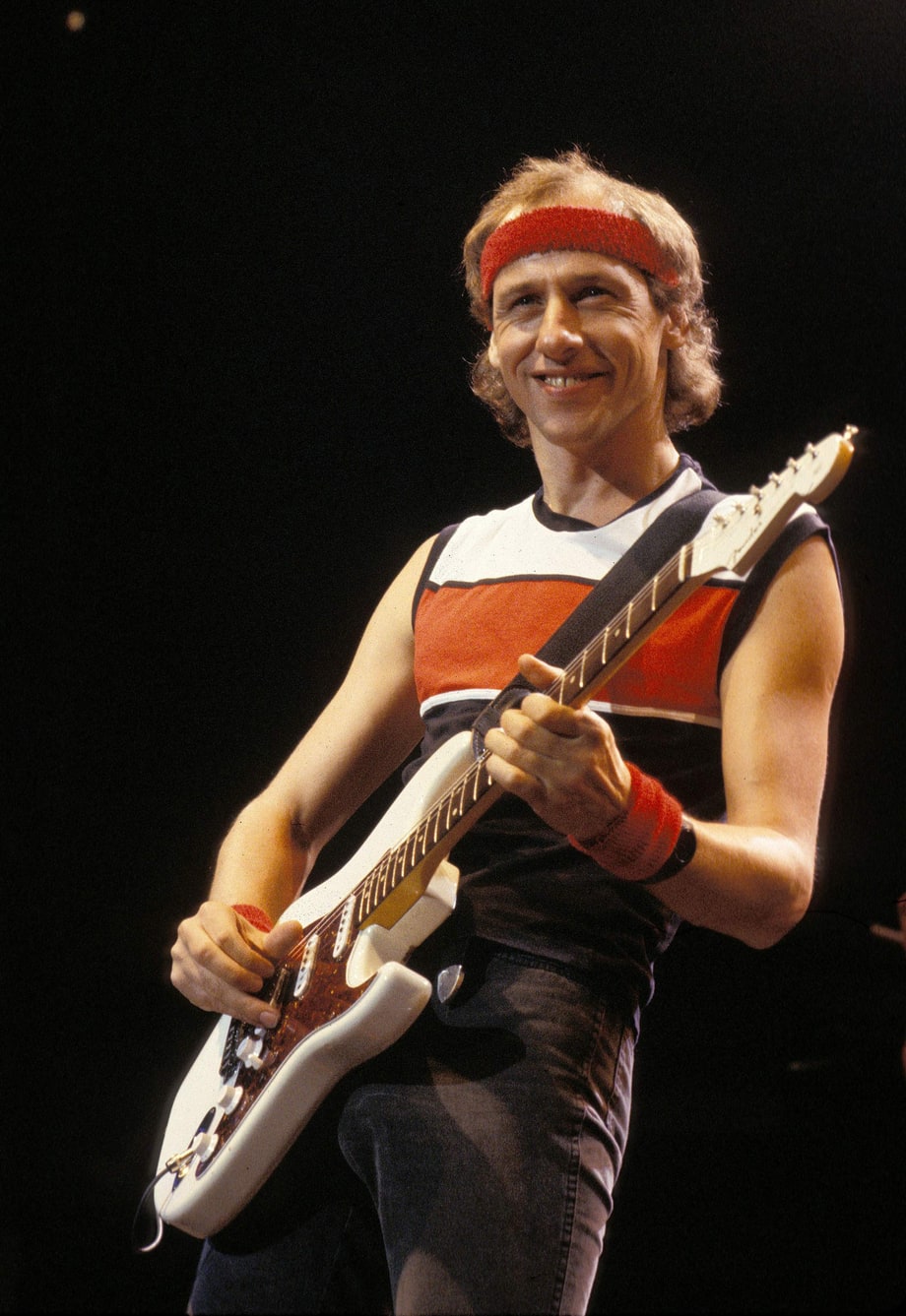 rs-126908-mark-knopfler-1800-1385140237.jpg