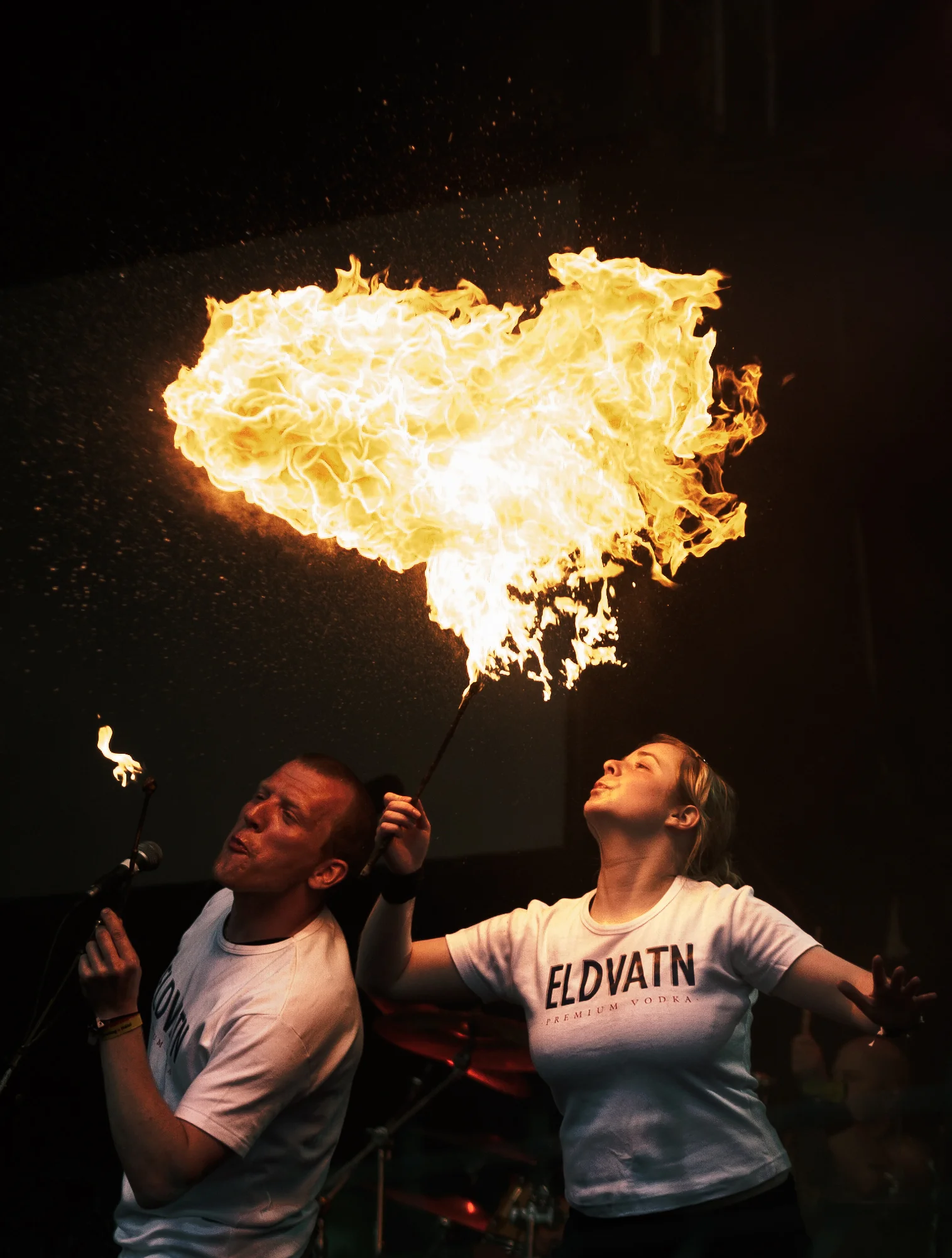 VidMurin_Flamethrowers.jpg