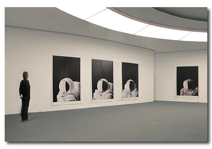 “Disportraits”