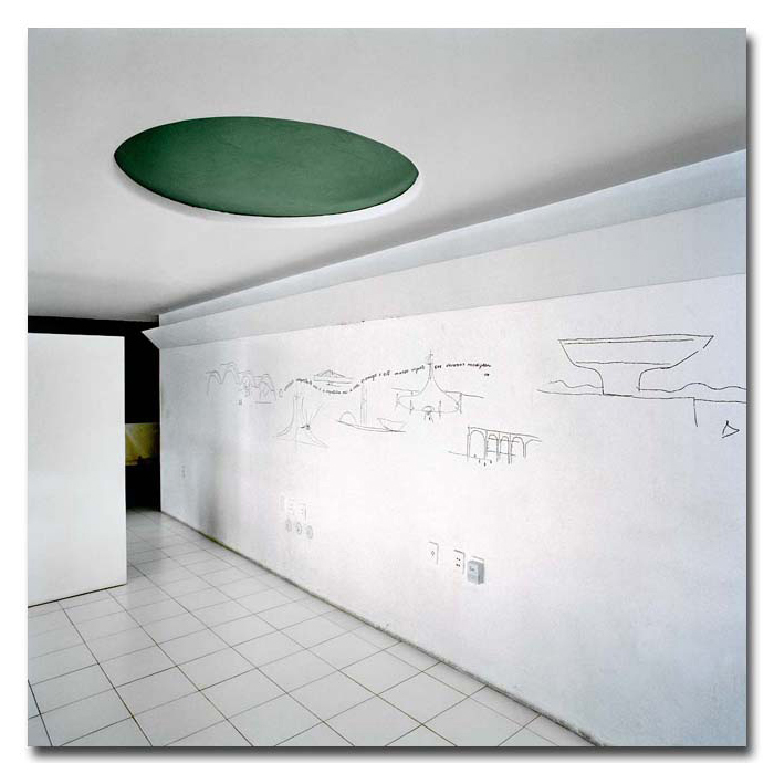 "Oscar Niemeyer", 2004