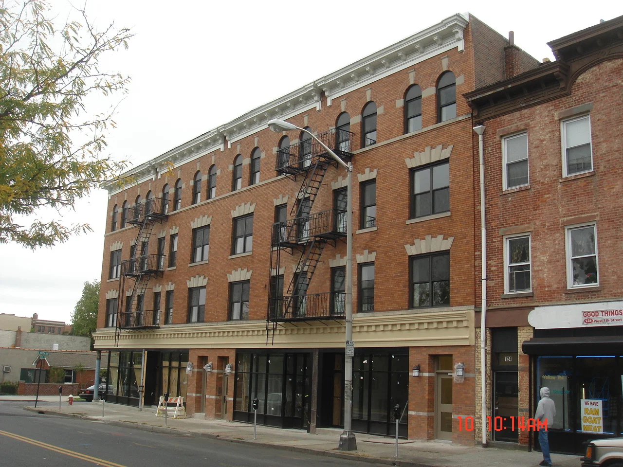 zion court DSC06419.JPG